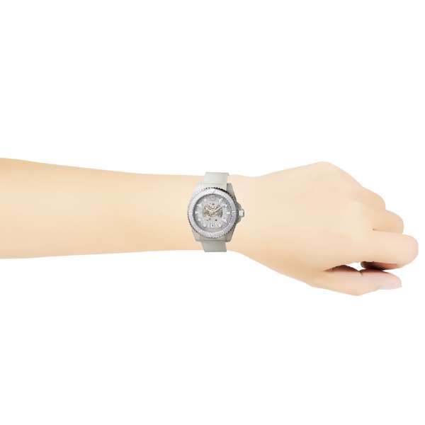 Gucci Dive Automatic White Dial White Rubber Strap Unisex Watch - YA136342