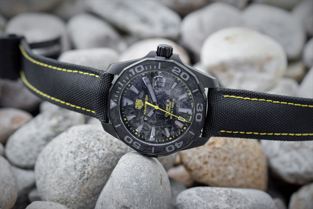 Tag Heuer Aquaracer Carbon Dial Watch for Men - WBD218B.FC6446