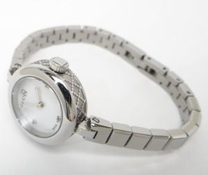 Gucci Diamantissima Quartz Diamonds White Dial Silver Steel Strap Watch For Women - YA141503