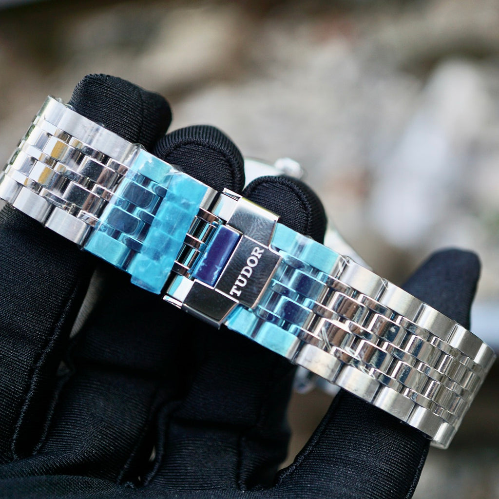 Tudor 1926 Automatic White Dial Silver Steel Strap Watch for Men - M91650-0005