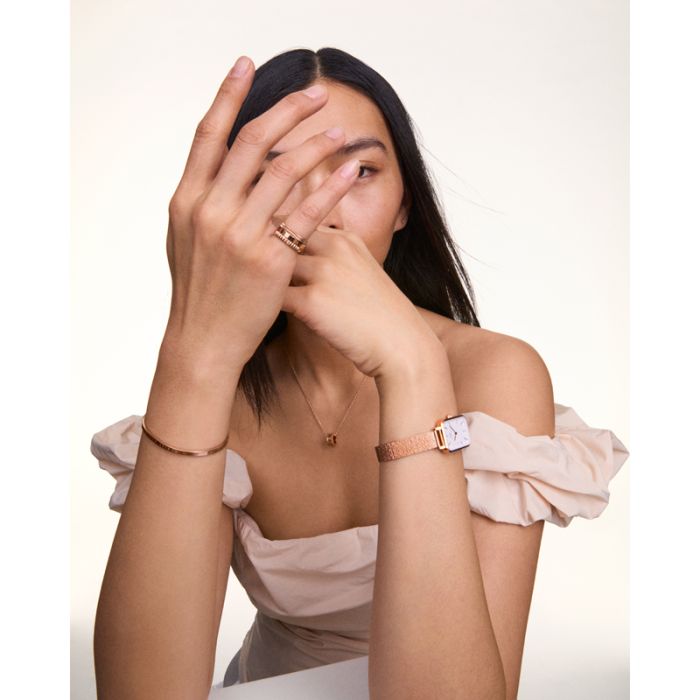 Daniel Wellington Quadro Melrose White Dial Gold Mesh Strap Watch For Women - DW00100431