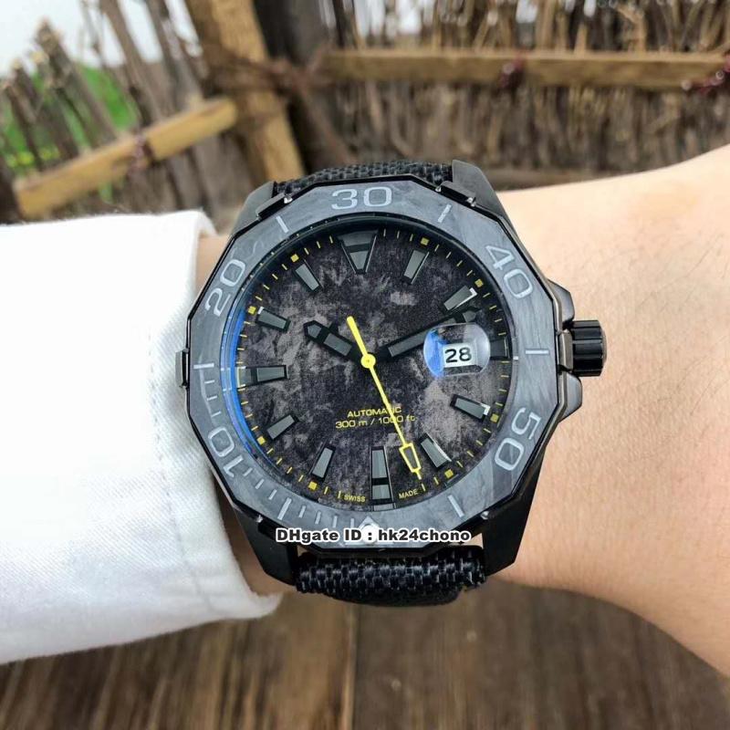 Tag Heuer Aquaracer Carbon Dial Watch for Men - WBD218B.FC6446