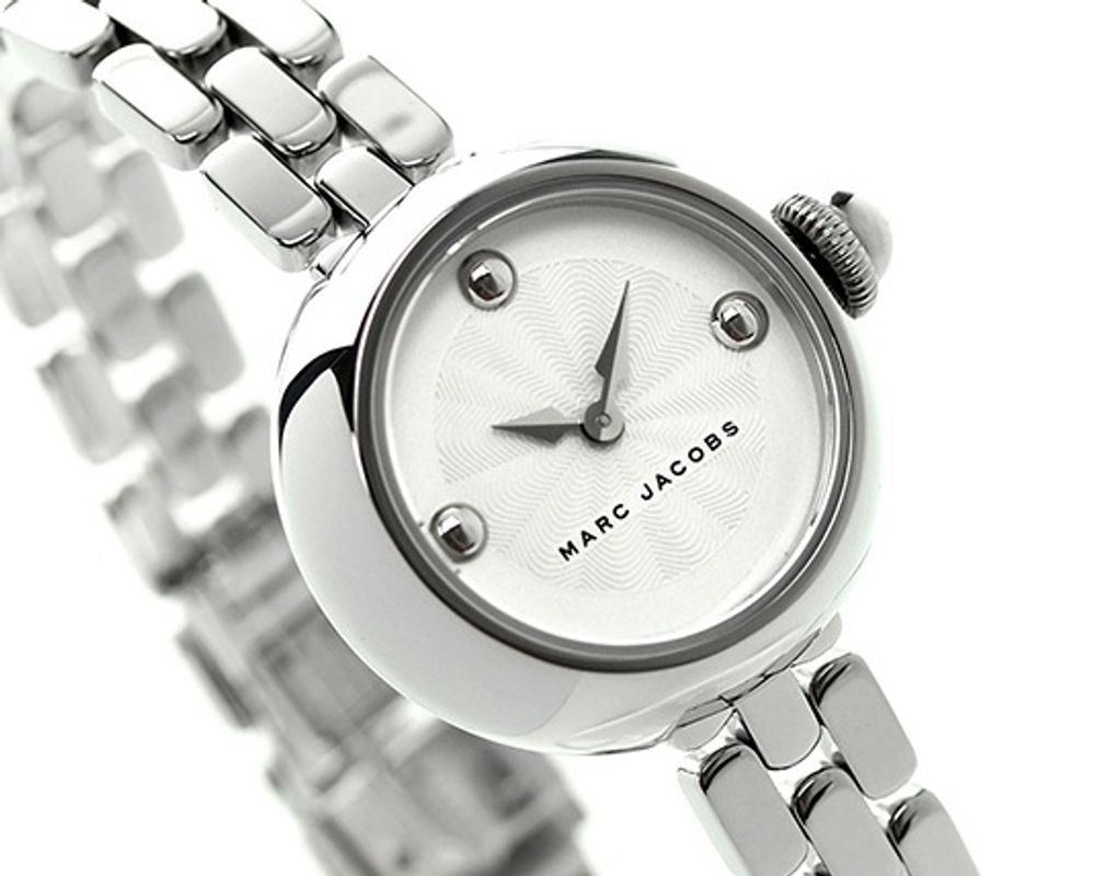 Marc Jacobs Courtney Silver Dial Silver Steel Strap Watch for Women - MJ3456
