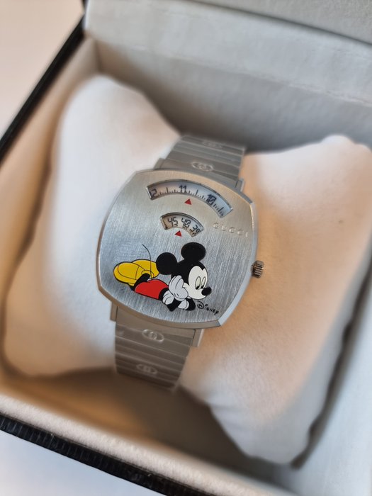 Gucci Grip x Disney Quartz Silver Dial Silver Steel Strap Unisex Watch
