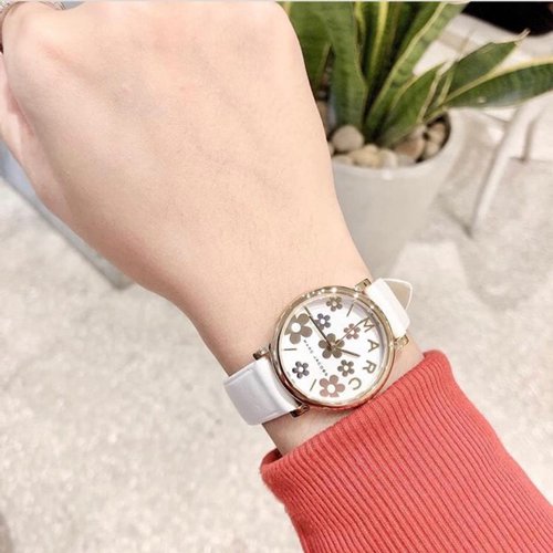Marc Jacobs Roxy White Dial White Leather Strap Watch for Women