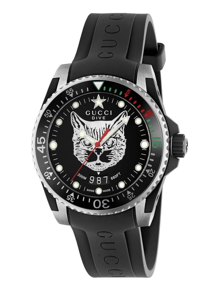 nekonekoフォルテ　GUCCI ダイバーズウォッチ 200m防水 Gucci Dive Feline Black Dial Black Rubber Strap Watch For Men