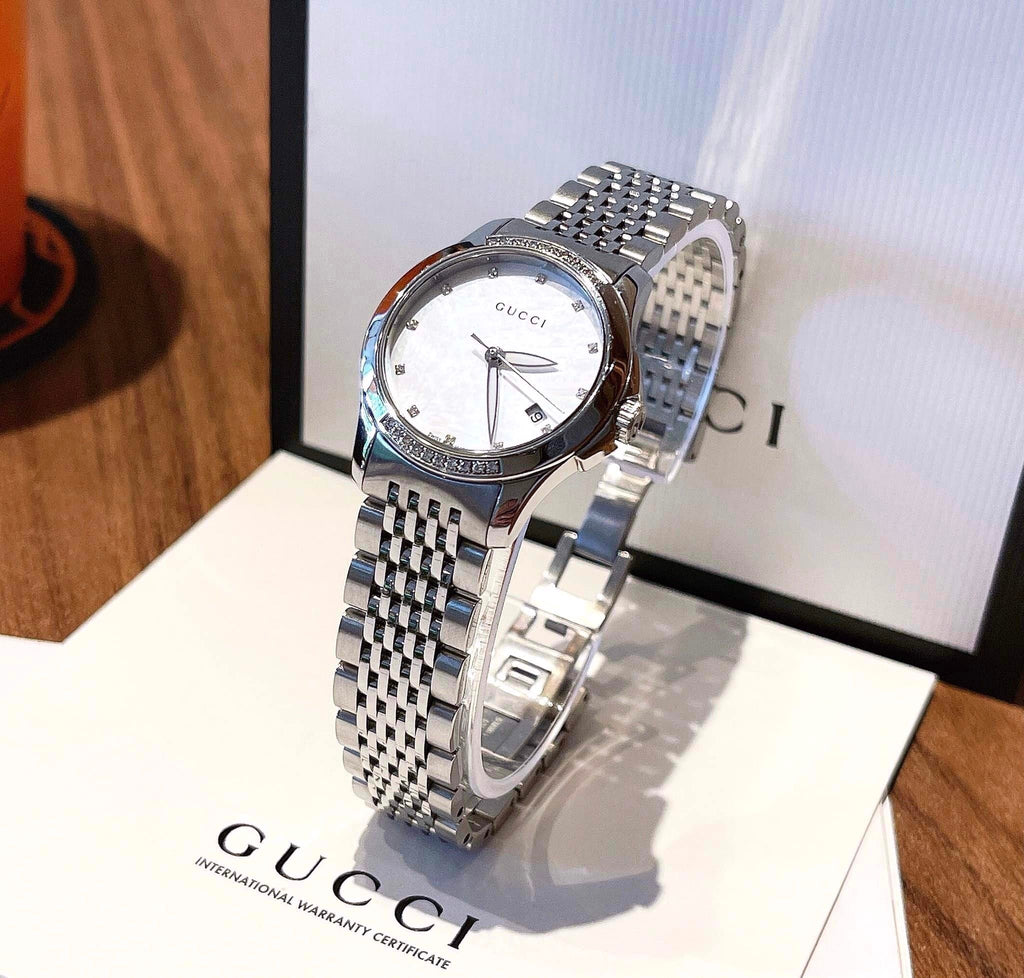 10.グッチ GUCCI 時計 Gucci G Timeless Diamonds Mother of Pearl Dial Silver Steel Strap