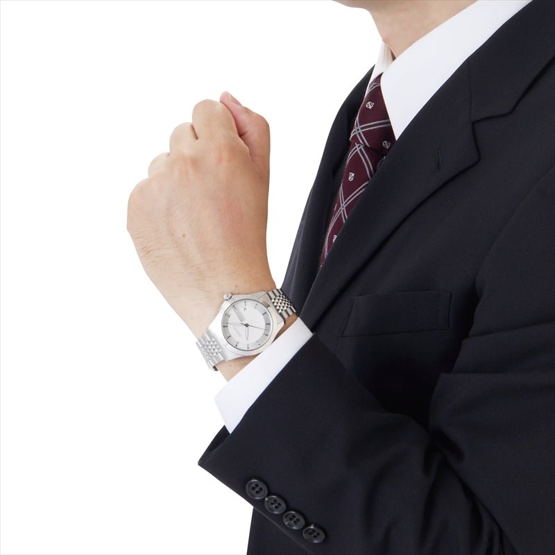 Gucci G Timeless Silver Dial Silver Steel Strap Watch For Men