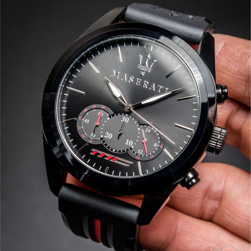 Maserati Traguardo Chronograph Black Dial Black Rubber Strap Watch