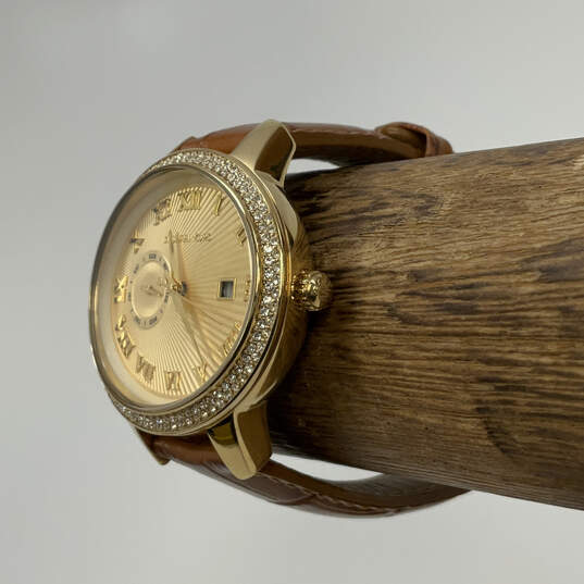 Michael Kors Whitley Quartz Gold Dial นาฬิกาสายหนังสีน้ำตาล For Women