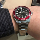 Jam Tangan Pria Tag Heuer Aquaracer Dial Hitam dengan Tali Baja Perak - WAY101B.BA0746