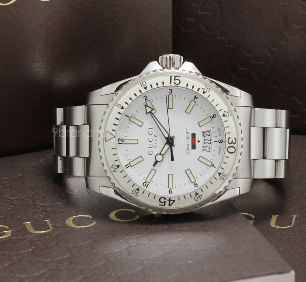Gucci Dive Quartz White Dial Silver Steel Strap Watch for Men