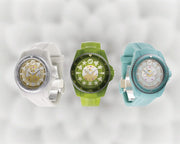 Gucci Dive Automatic White Dial White Rubber Strap Unisex Watch - YA136342