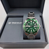 Tag Heuer Aquaracer Calibre 5 Green Dial Silver Steel Strap Watch untuk Pria - WAY201S.BA0927