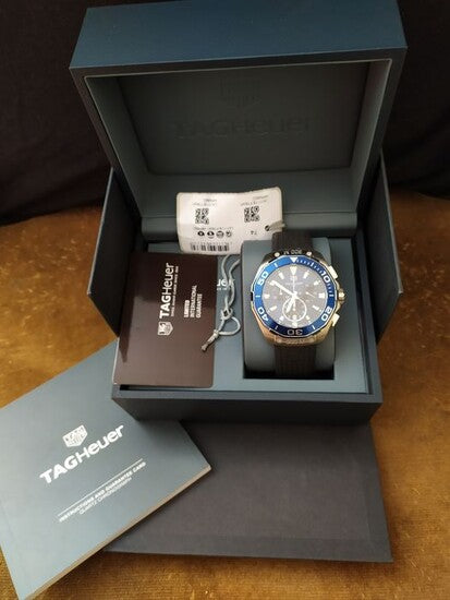 Tag Heuer Aquaracer Chronograph Jam Tangan Tali Karet Hitam Dial Biru untuk Pria - CAY111B.FT6041