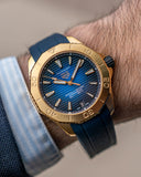 Tag Heuer Aquaracer Professional 200 Automatic 18K Yellow Gold Blue Dial Blue Rubber Strap Watch for Men - WBP5152.FT6210