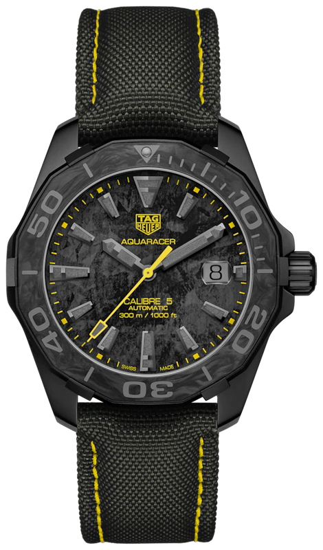 Tag Heuer Aquaracer Calibre 5 Black NATO Strap Carbon Dial Watch untuk Pria - WBD218B.FC6446
