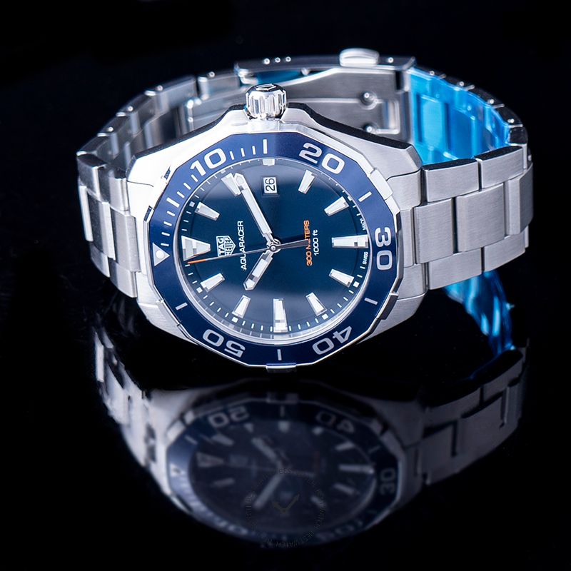 Jam Tangan Pria Tag Heuer Aquaracer dengan Dial Biru dan Tali Baja Perak - WAY101C.BA0746