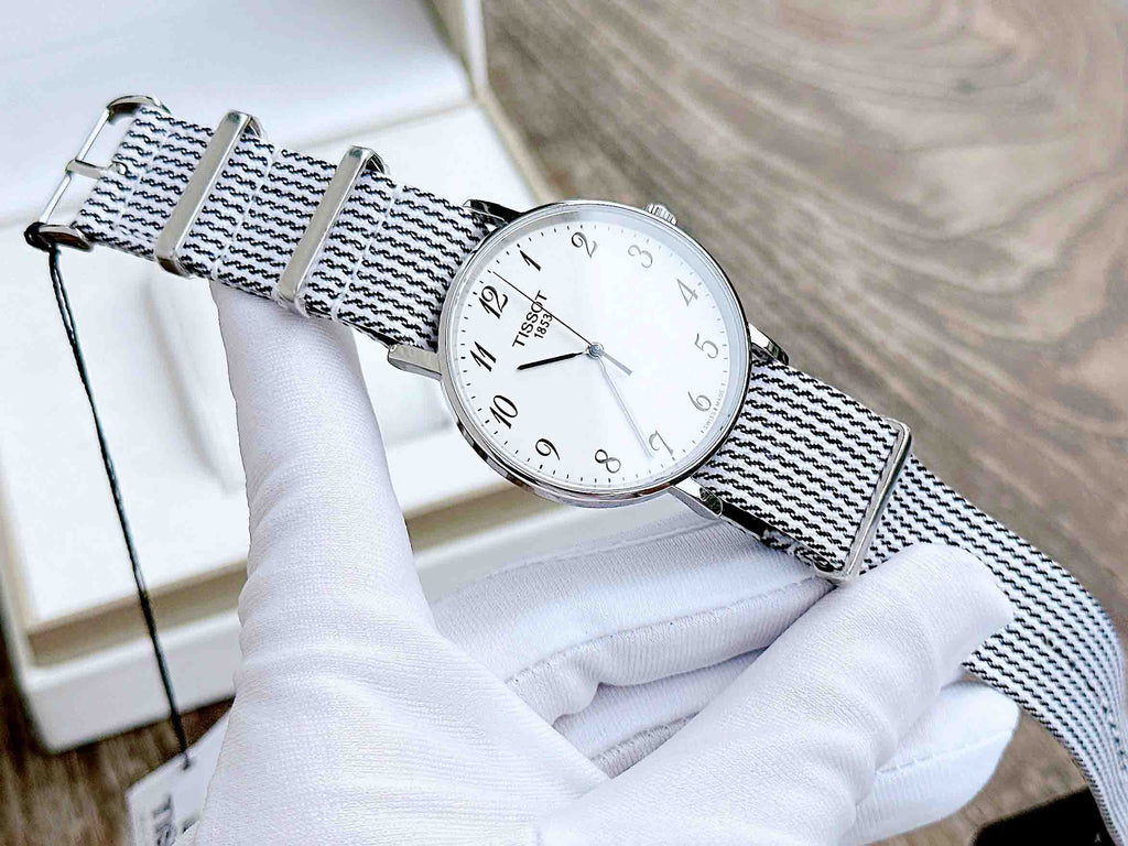 Galop d'Hermès watch, Medium model, 32 mm | Hermès Mainland China