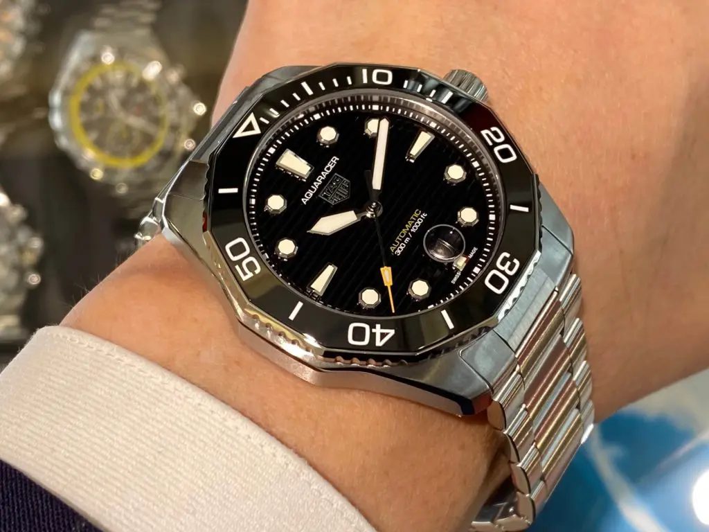 Tag Heuer Women's Aquaracer Professional 200 Stainless Steel Bracelet Watch Black