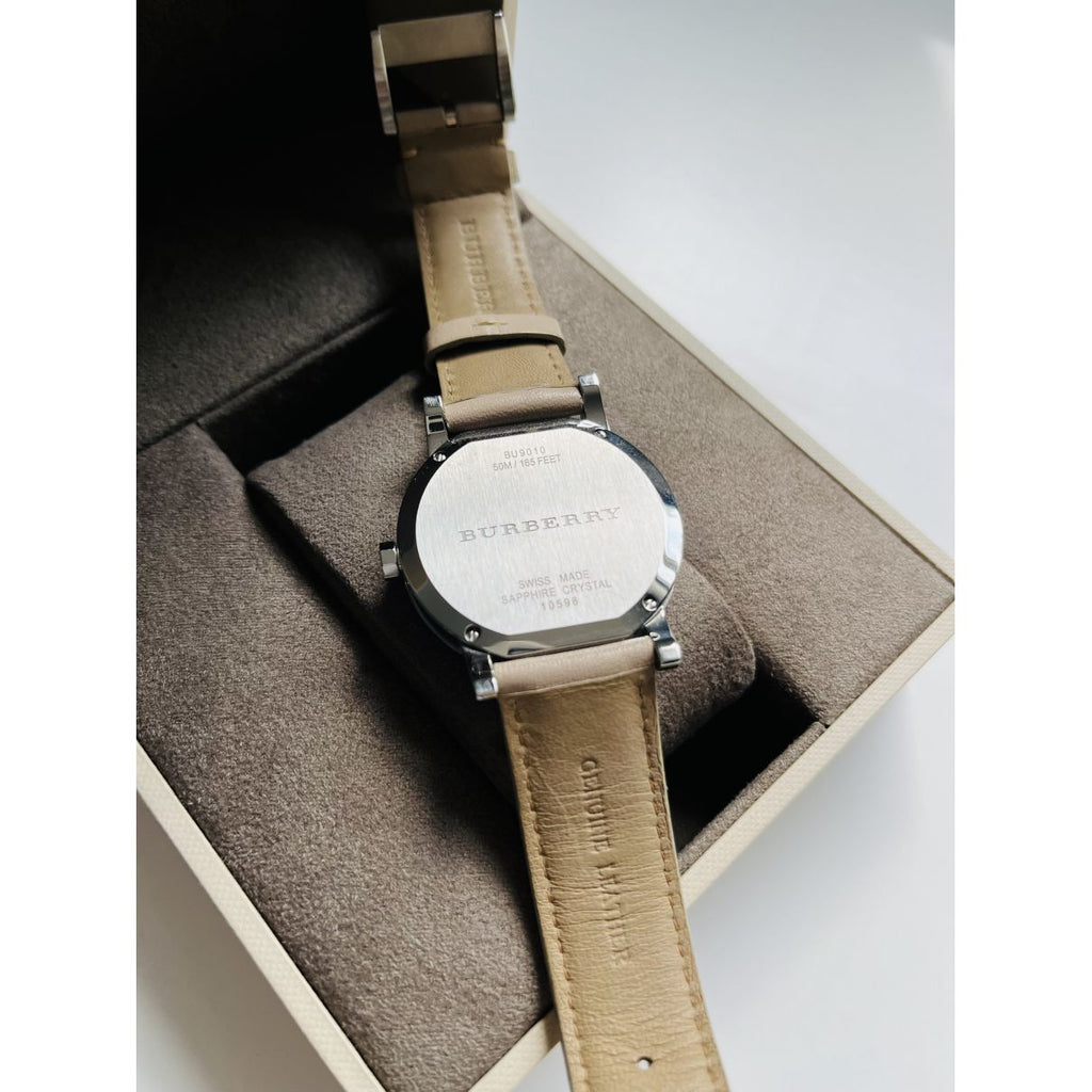 Burberry Men\'s BU9010 Burberry The City Silver Dial Beige Leather Strap Unisex Watch main image 4