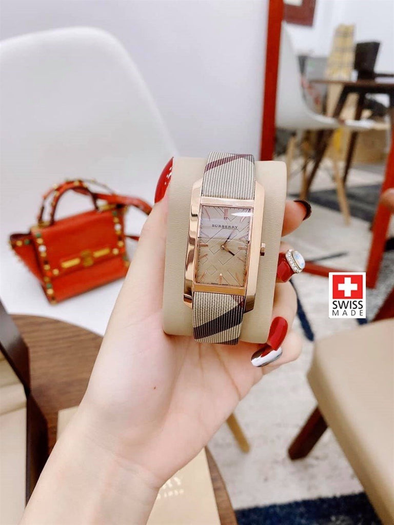 稼働 BURBERRY 腕時計 3200 ローマインデックス 新品レザー 984 NWT SWISS BURBERRY BRITAIN AUTOMATIC STAINLESS STEEL ALLIGATOR