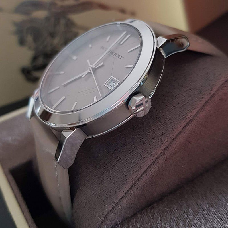 Burberry The City Silver Dial Beige Leather Strap Unisex Watch display picture 1