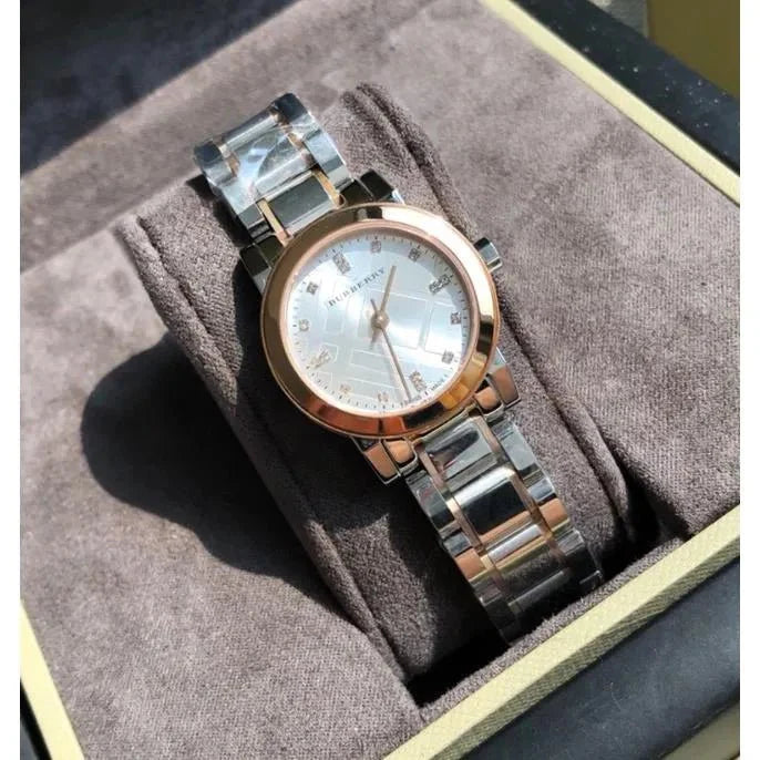 【動作OK】BURBERRY バーバリー BU9205 腕時計 レディース Burberry The City Silver Dial Two Tone Steel Strap Watch for Women