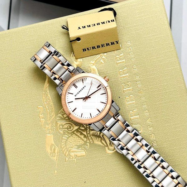 【動作OK】BURBERRY バーバリー BU9205 腕時計 レディース Burberry The City Silver Dial Two Tone Steel Strap Watch for Women
