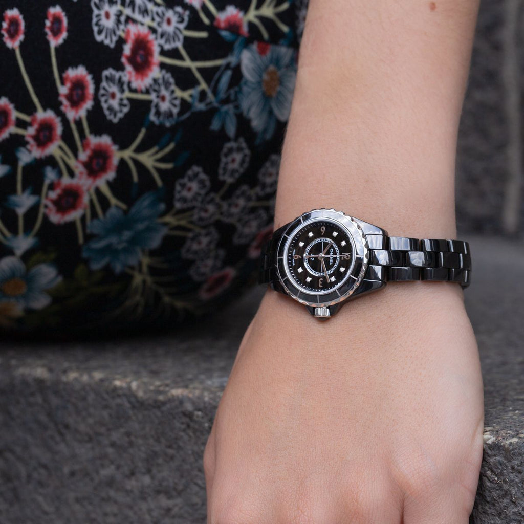 Chanel black 2024 diamond watch