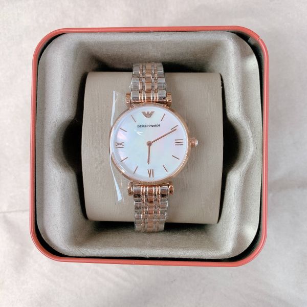EMPORIO ARMANI レディース腕時計 AR1683 Emporio Armani T Bar Gianni Classic Mother Of Pearl Dial Two Tone