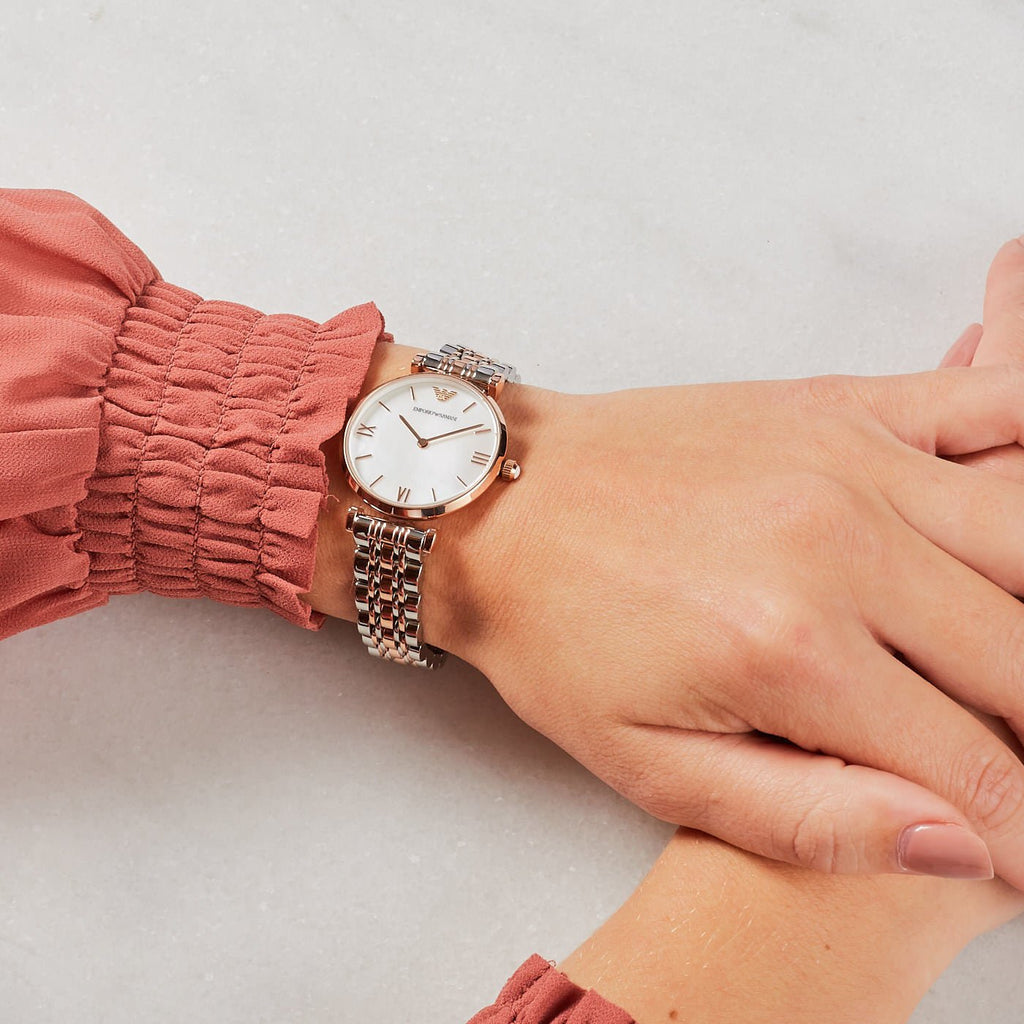 EMPORIO ARMANI レディース腕時計 AR1683 Emporio Armani T Bar Gianni Classic Mother Of Pearl Dial Two Tone