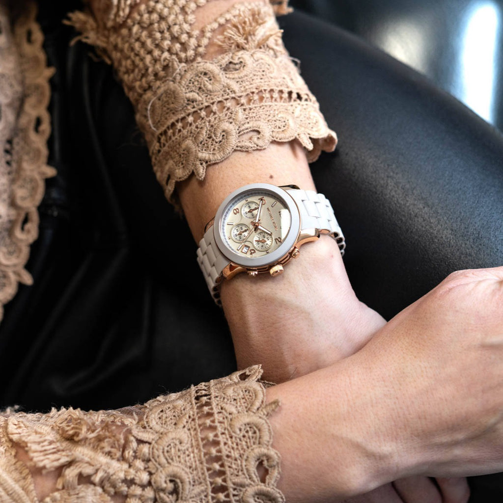 Michael Kors Runway Chronograph Grey Dial Grey Silicone Strap