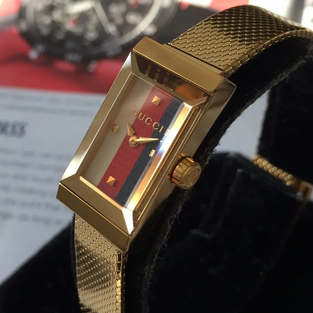 Gucci G Frame Reloj de pulsera de malla dorada con diamantes de