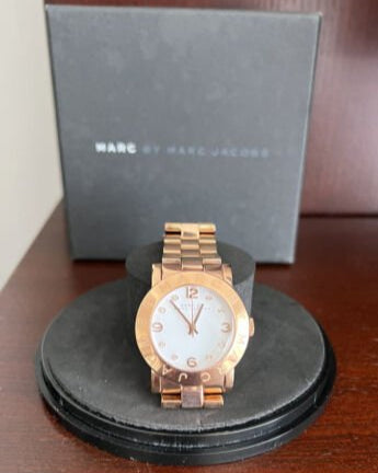 【再値下げ】【MARC JACOBS】ピンクゴールド 腕時計 MBM3077 MARC JACOBS（マーク・ジェイコブス） 腕時計 AMY エイミー ピンク