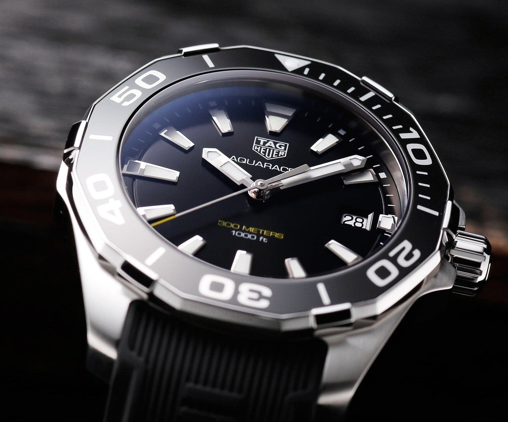 TAG Heuer アクアレーサー 41mm WAY111A.FT6151 Tag Heuer Aquaracer Black Dial Black Rubber Strap Watch for Men
