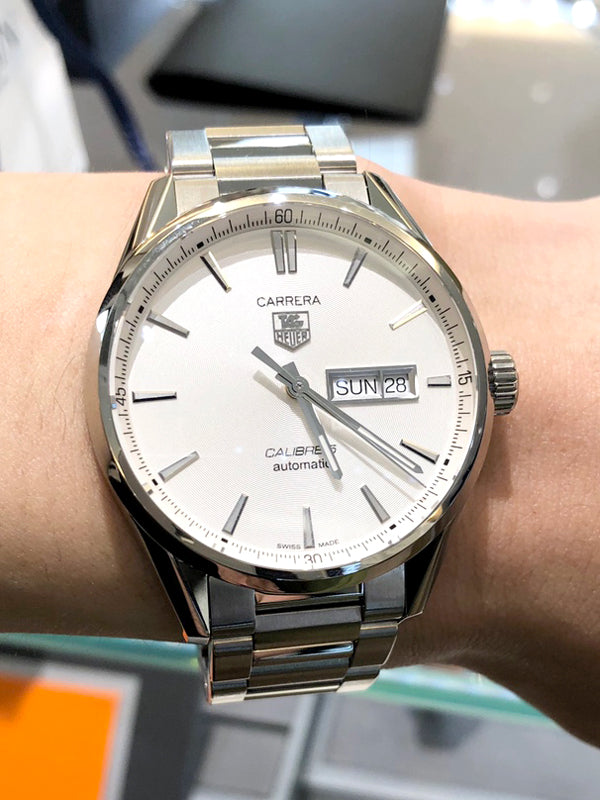 Tag heuer carrera best sale calibre 5 white dial