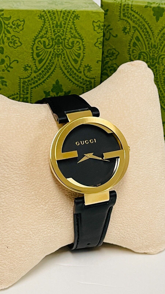 Gucci Interlocking G Gold Black Dial Black Leather Strap Unisex Watch - YA133326